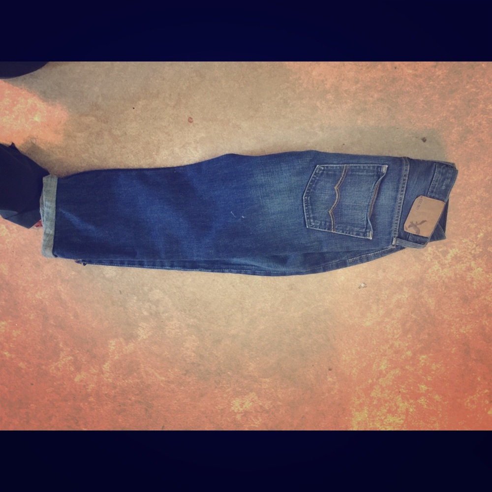 American eagle capris